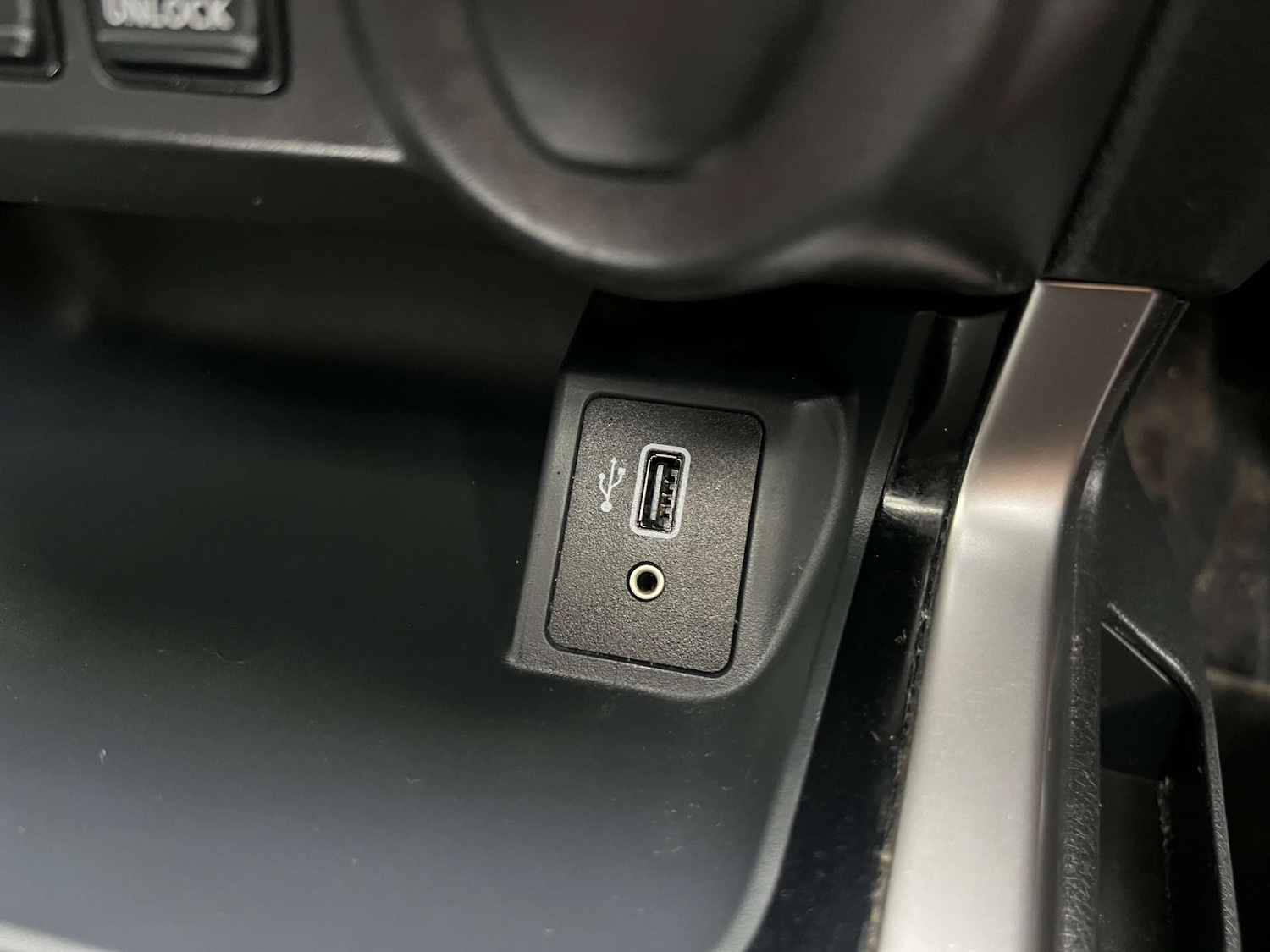 Used Nissan Navara 2019 for sale - 77152811: Photo 28