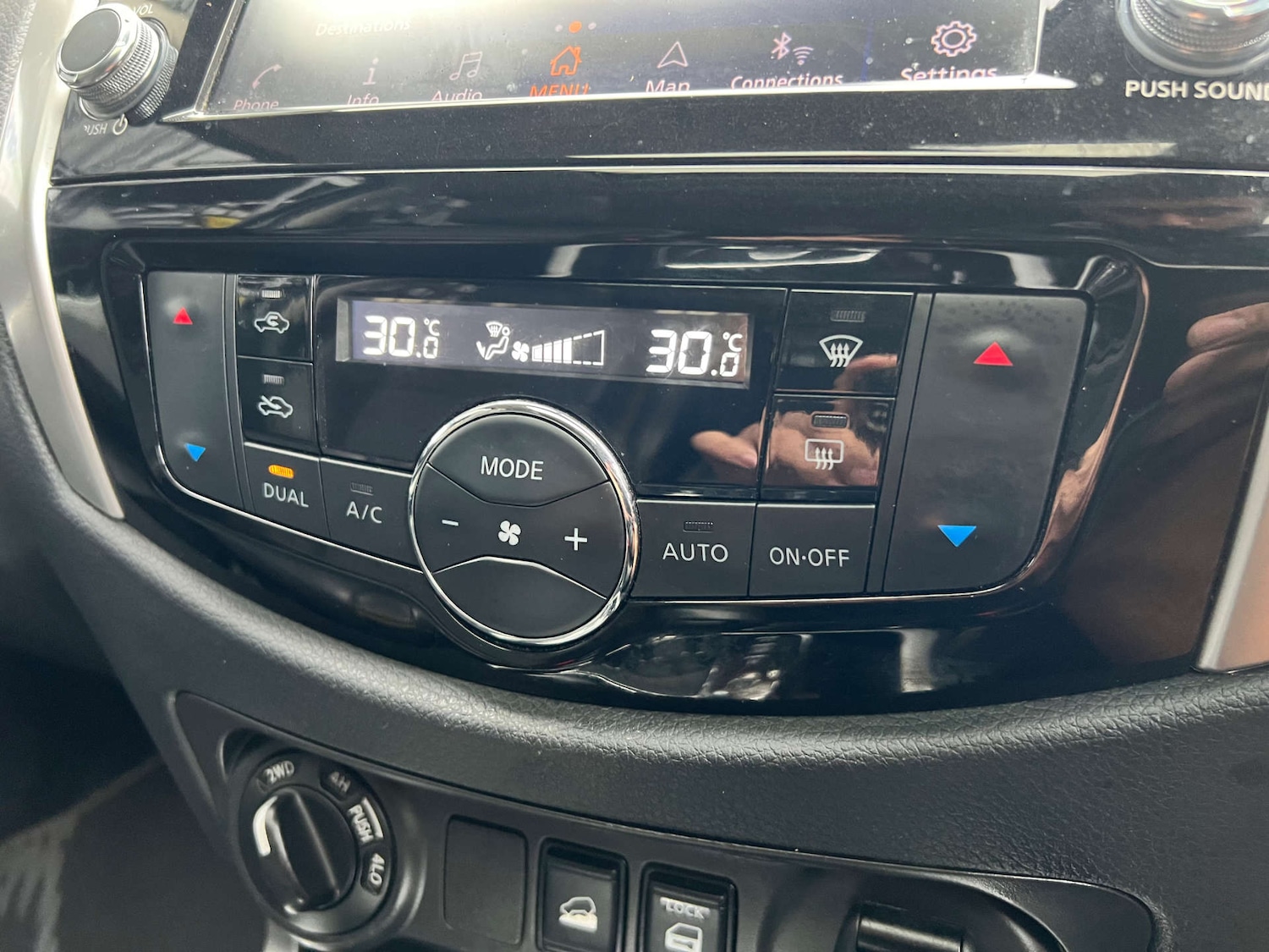 Used Nissan Navara 2019 for sale - 77152811: Photo 30