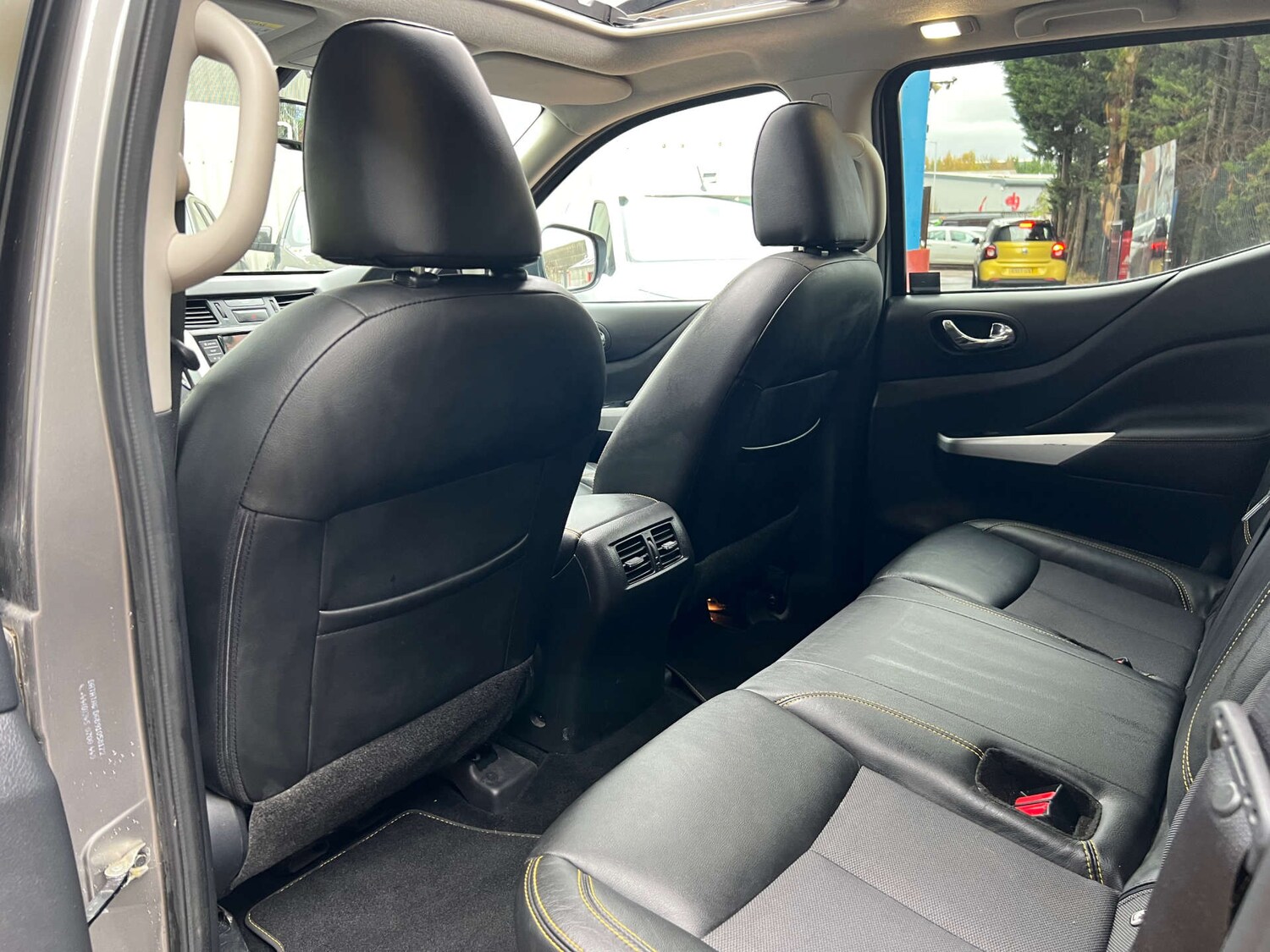 Used Nissan Navara 2019 for sale - 77152811: Photo 50