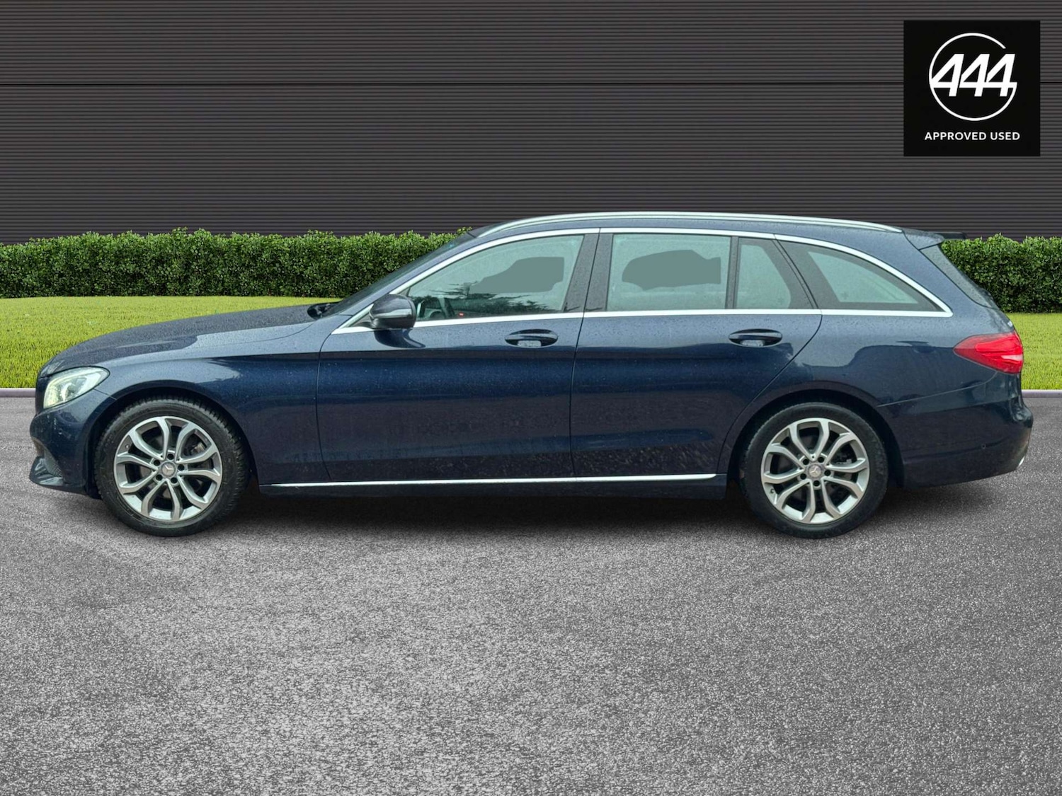 Used Mercedes-Benz C Class 2015 for sale - 77476420: Photo 10