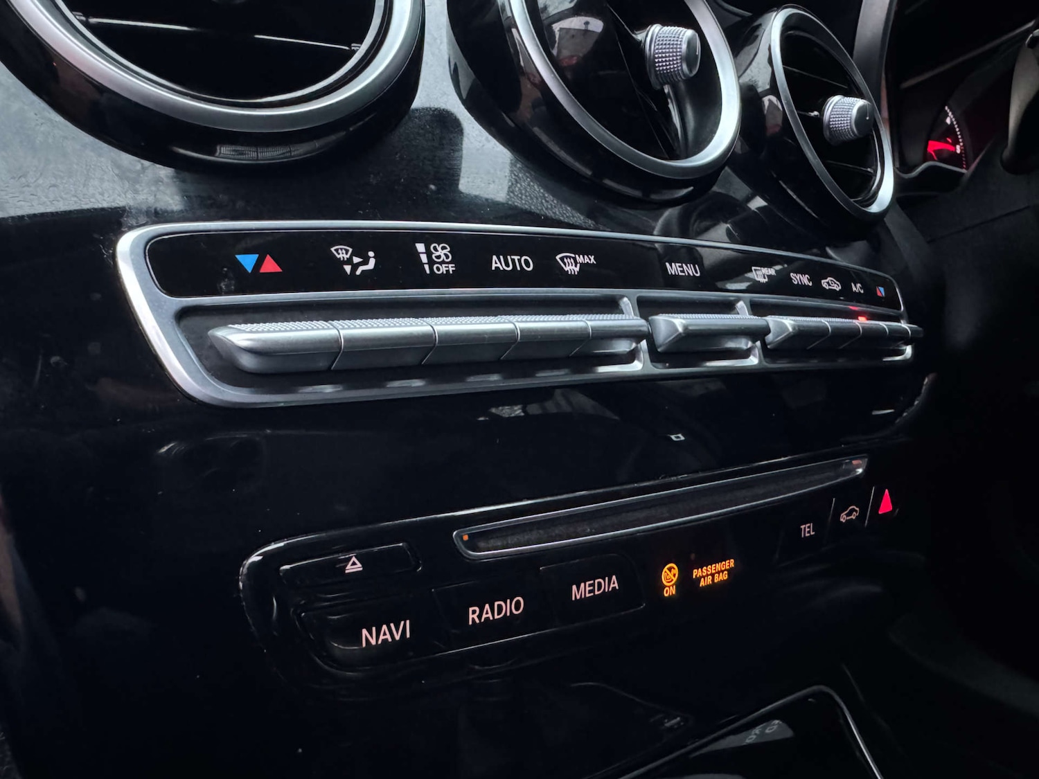 Used Mercedes-Benz C Class 2015 for sale - 77476420: Photo 35