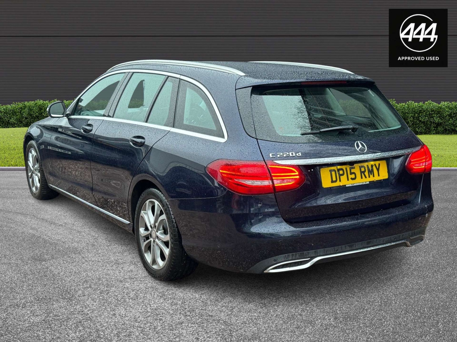 Used Mercedes-Benz C Class 2015 for sale - 77476420: Photo 4