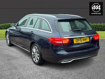 Used Mercedes-Benz C Class 2015 for sale - 77476420: Photo