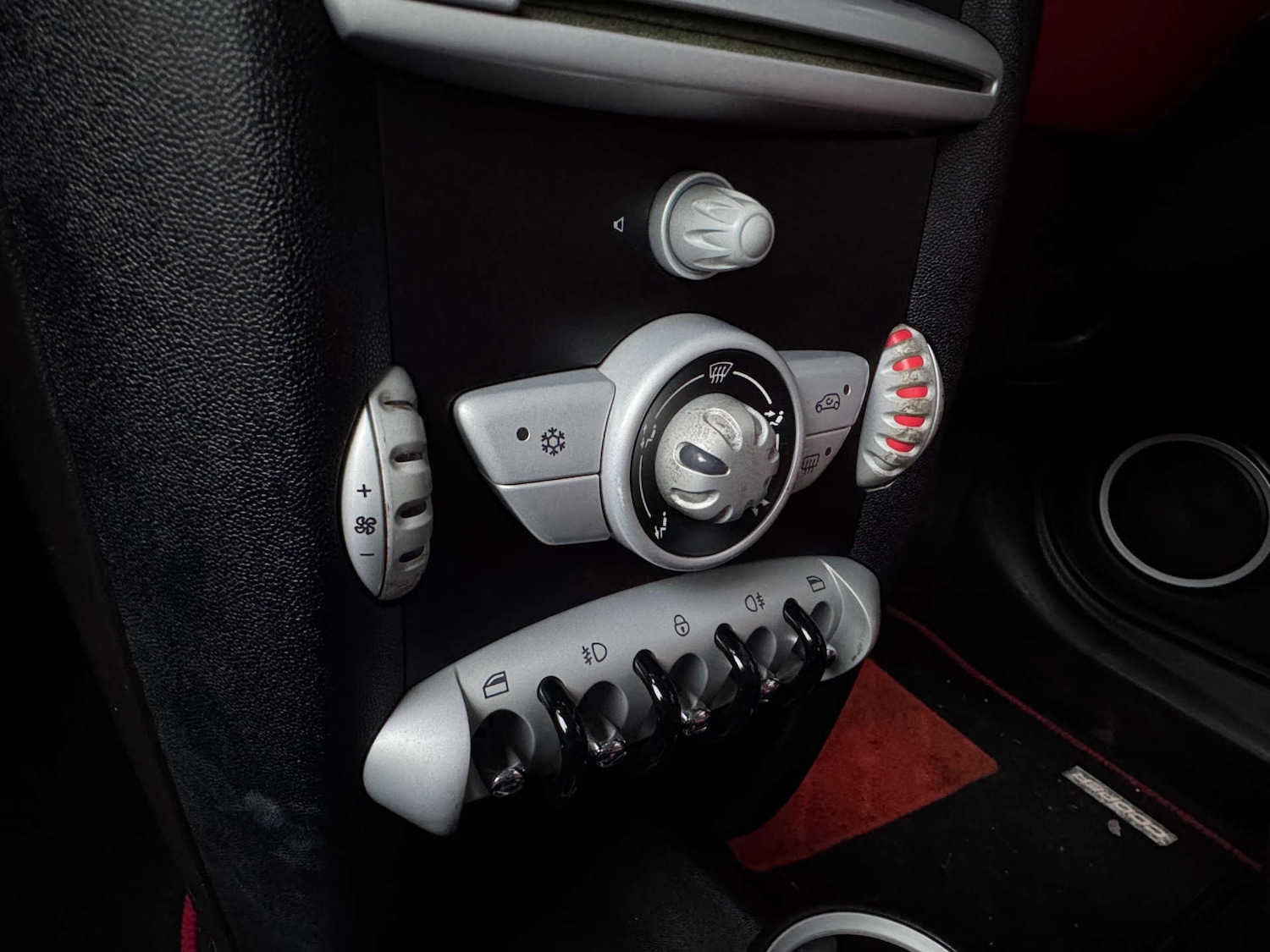 Used MINI Hatch 2008 for sale - 77383405: Photo 27