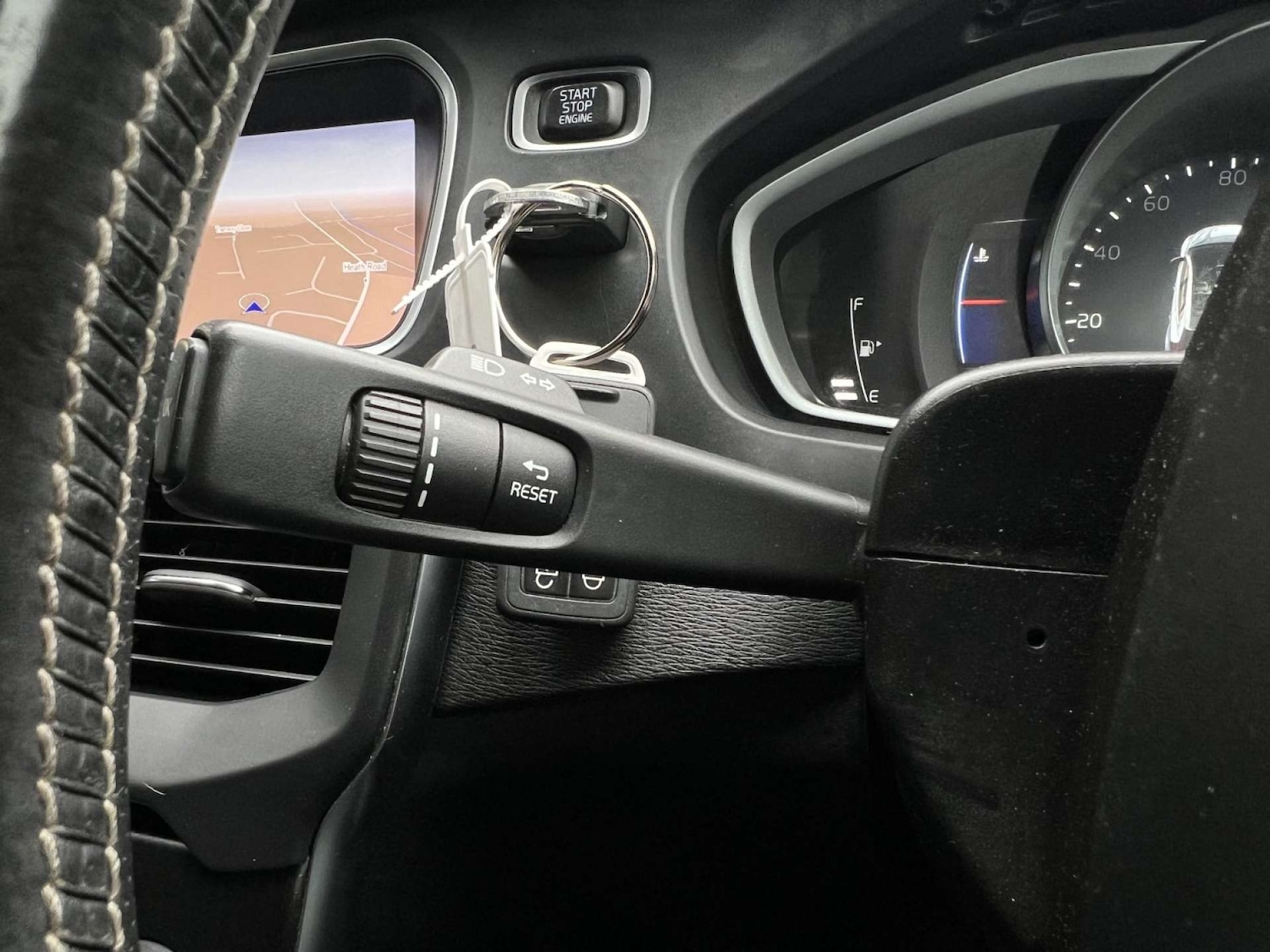 Used Volvo V40 2017 for sale - 77170370: Photo 18