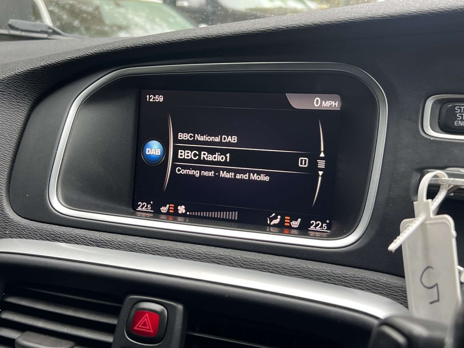 Used Volvo V40 2017 for sale - 77170370: Photo 26