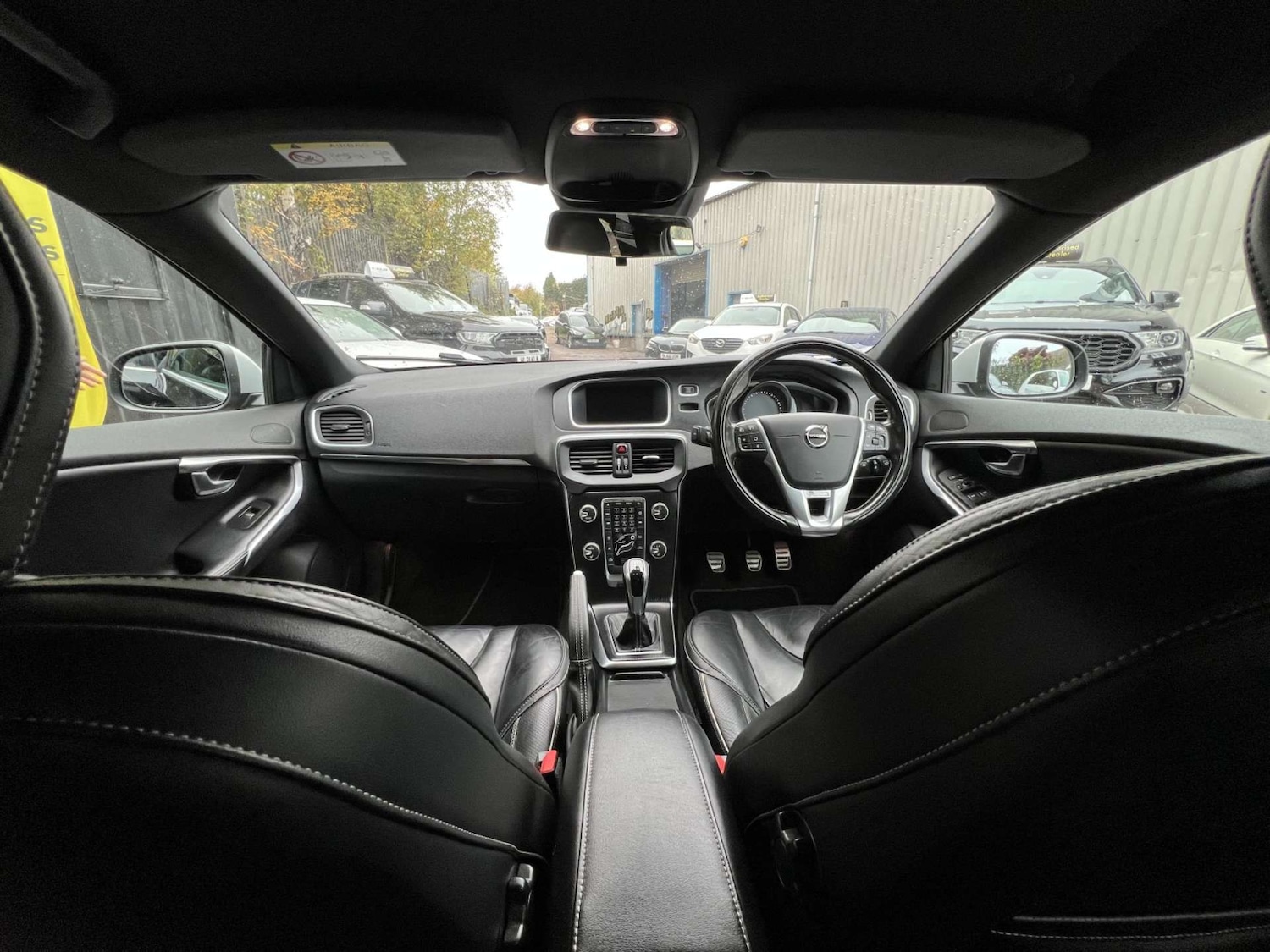 Used Volvo V40 2017 for sale - 77170370: Photo 40