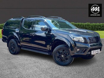 Used Nissan Navara 2020 for sale - 77262732: Photo