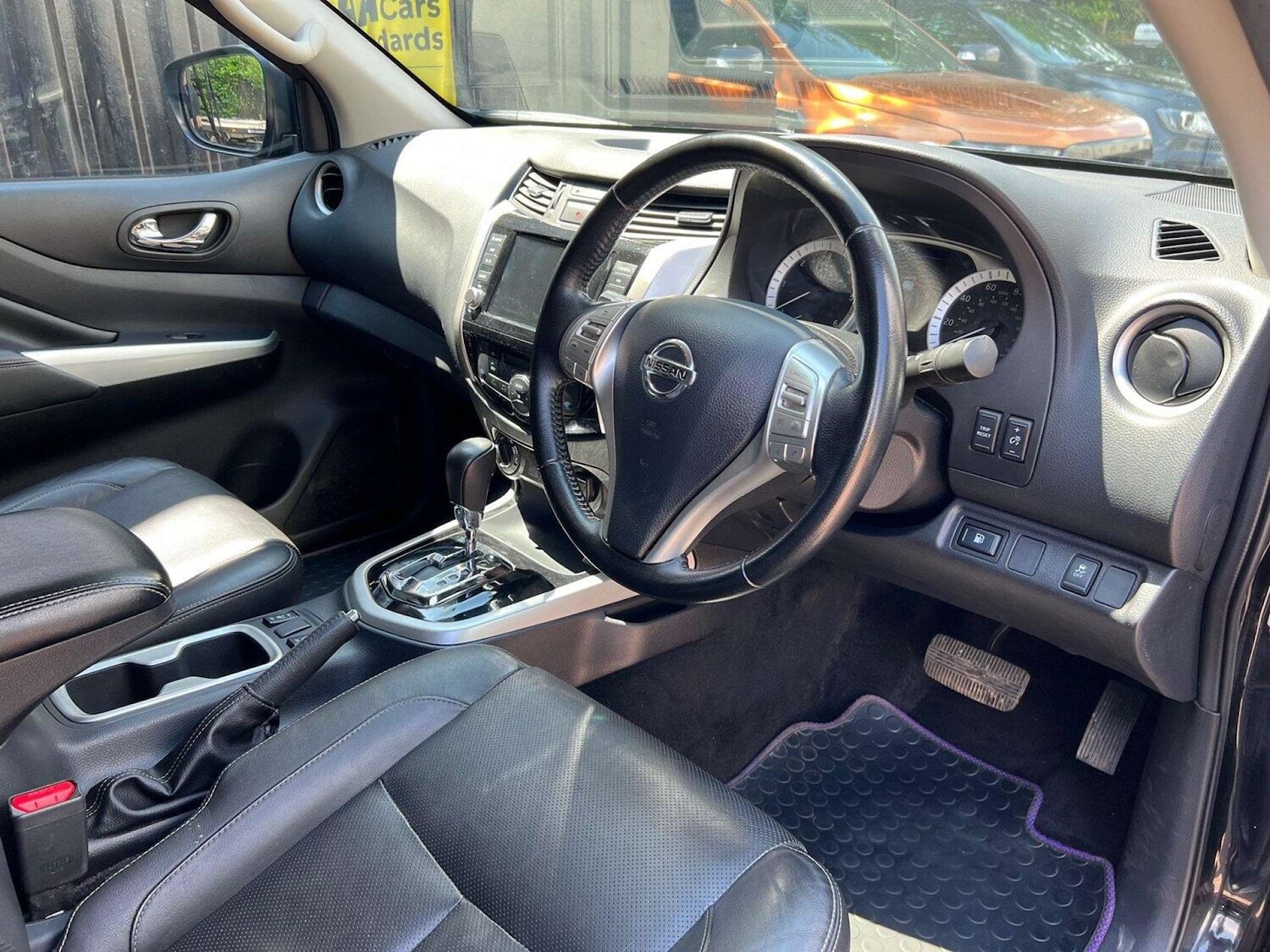 Used Nissan Navara 2020 for sale - 77262732: Photo 30