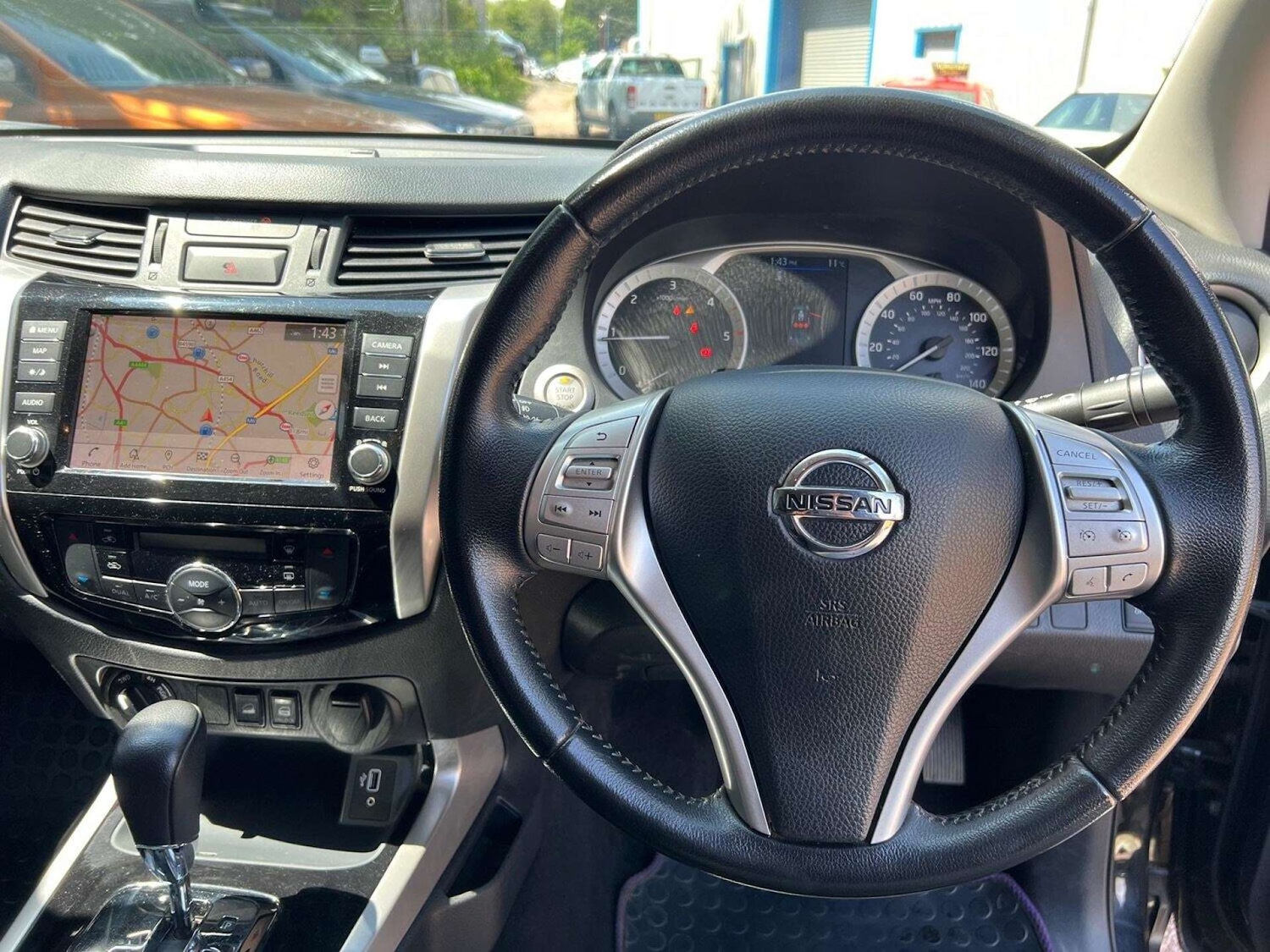 Used Nissan Navara 2020 for sale - 77262732: Photo 42