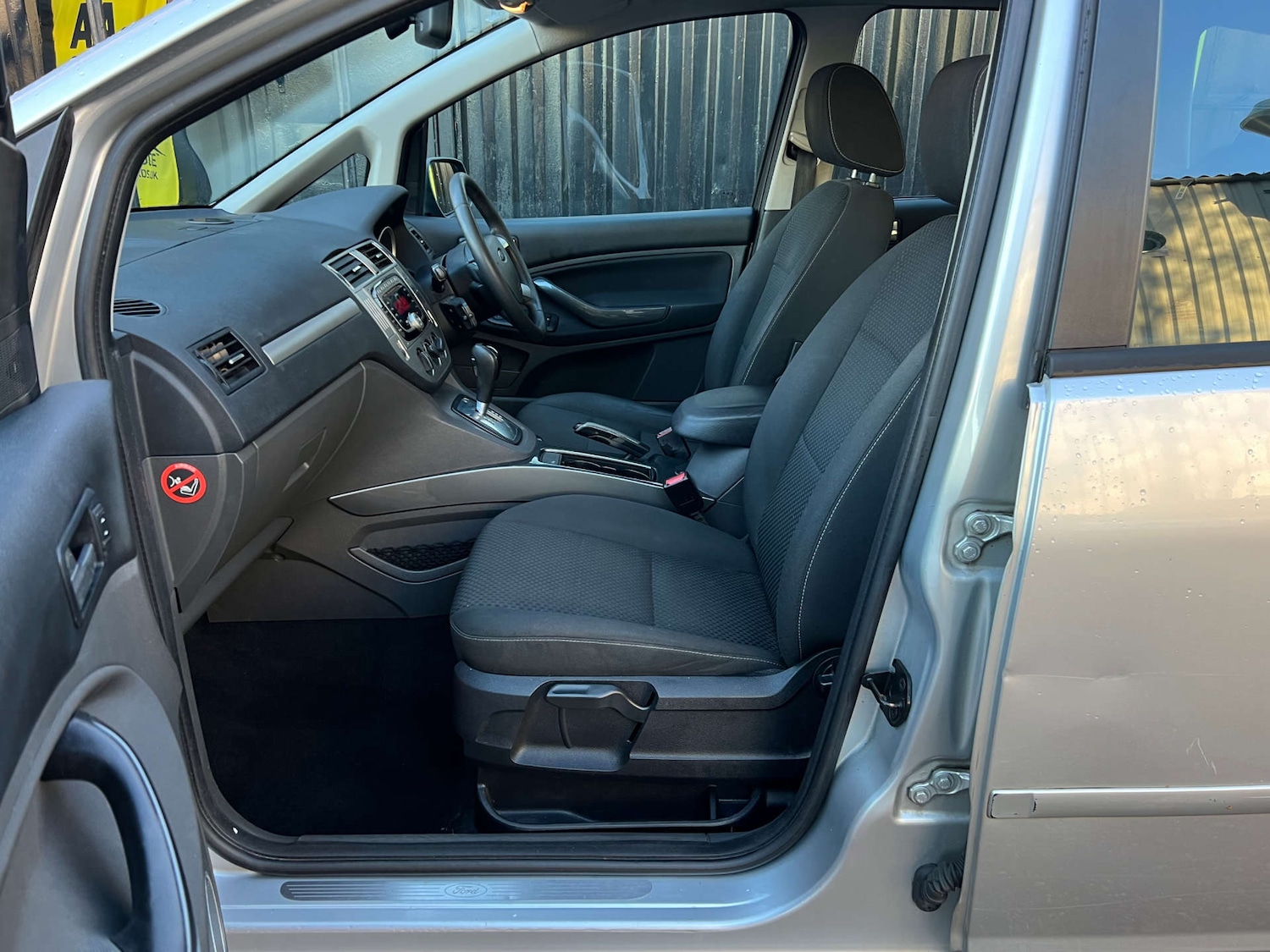 Used Ford C-Max 2010 for sale - 77138688: Photo 25