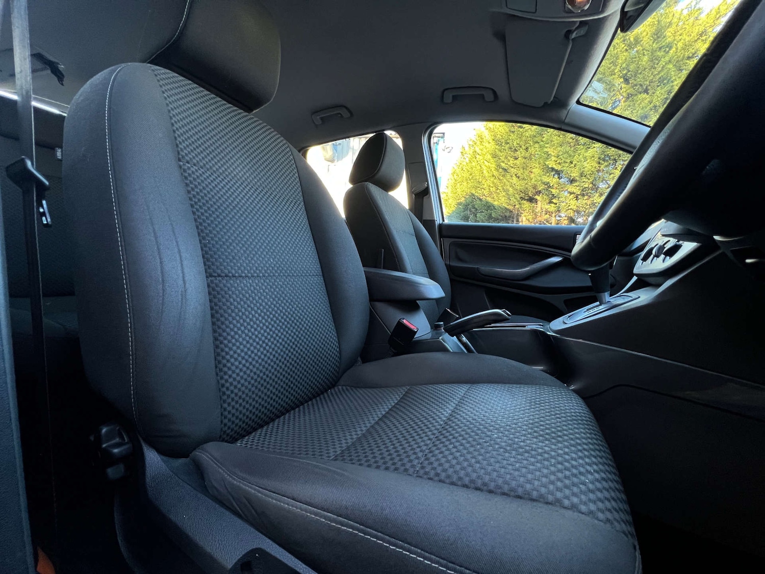 Used Ford C-Max 2010 for sale - 77138688: Photo 51