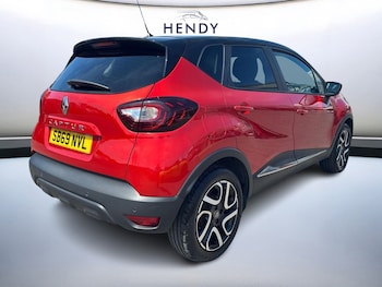 Used Renault Captur 2019 for sale - 79360521: Photo
