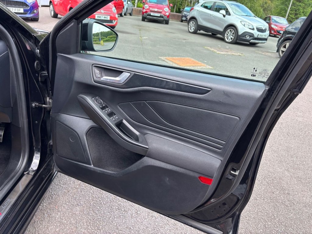 Used Ford Focus 2020 for sale - 76650308: Photo 18