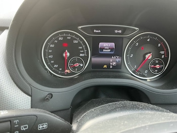 Used Mercedes-Benz B Class 2018 for sale - 77608922: Photo