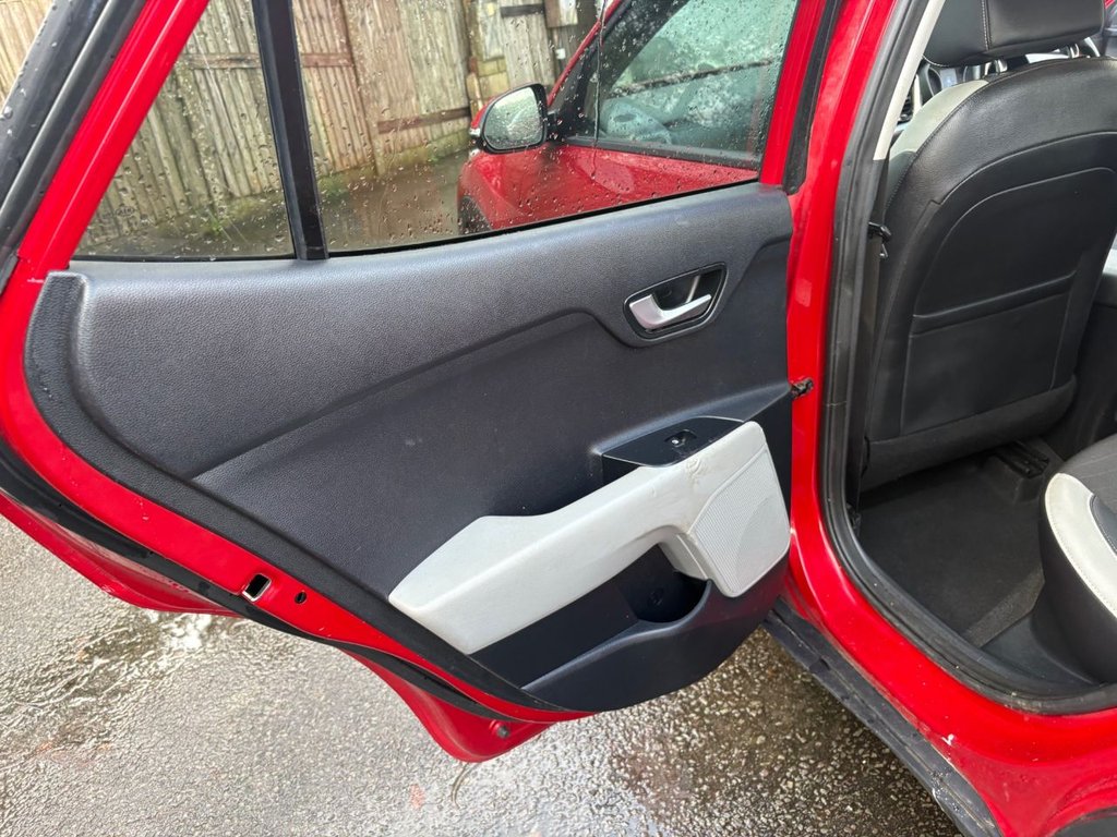 Used Kia Stonic 2019 for sale - 77422510: Photo 17