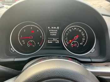 Used Volkswagen Scirocco 2015 for sale - 76650306: Photo