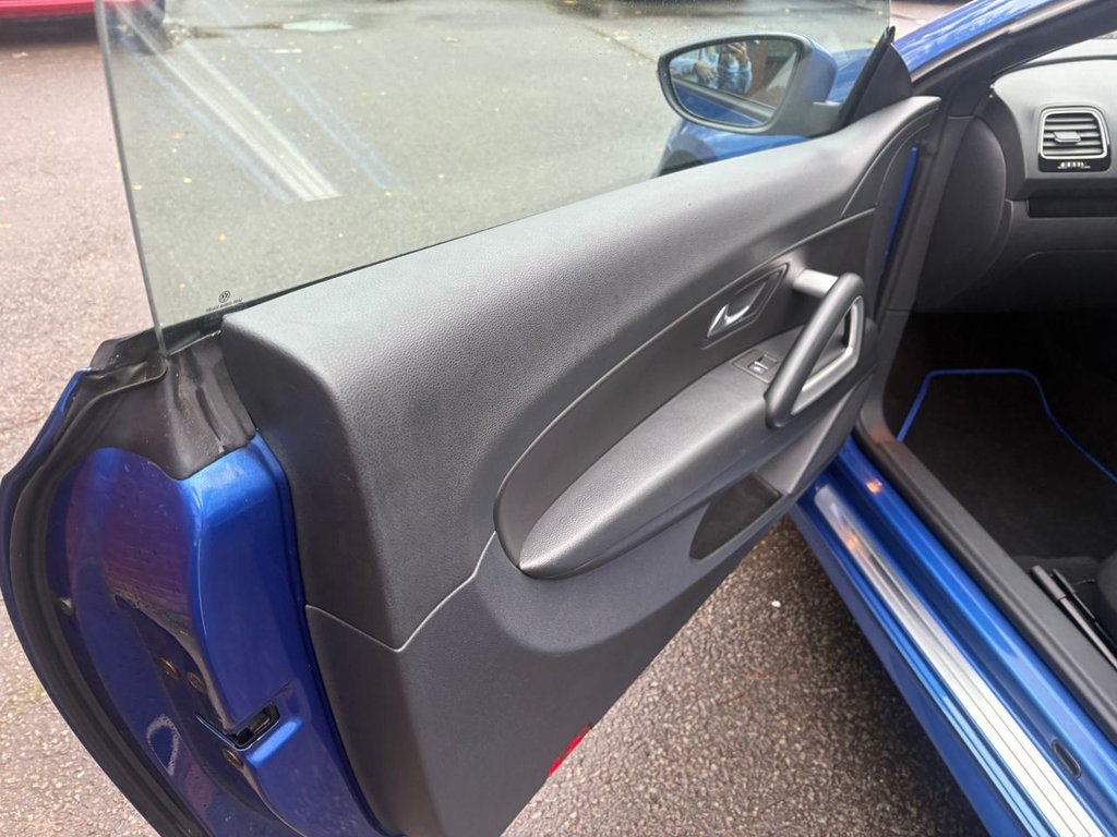 Used Volkswagen Scirocco 2015 for sale - 76650306: Photo 9