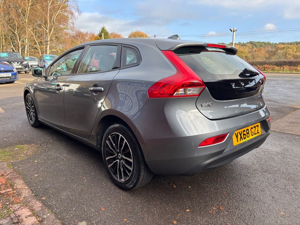 Used Volvo V40 2018 for sale - 76698854: Photo 14
