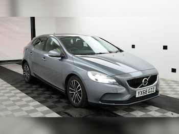 2018 (68) - T2 [122] Momentum Nav Plus 5dr