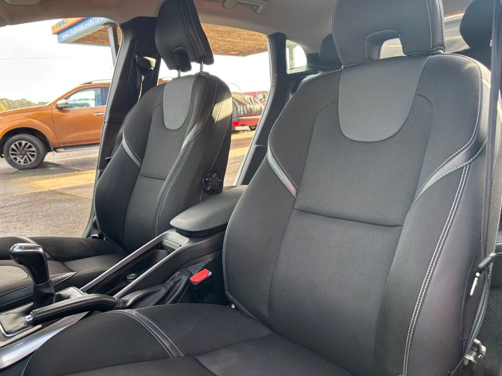 Used Volvo V40 2018 for sale - 76698854: Photo 36