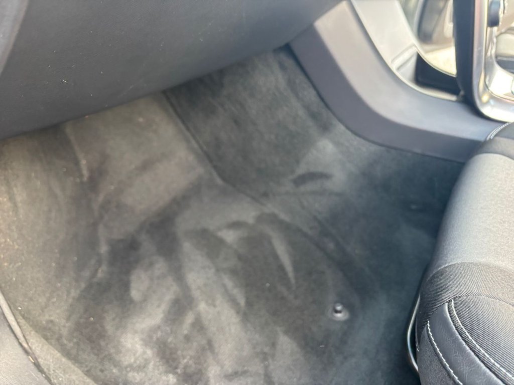 Used Volvo V40 2018 for sale - 76698854: Photo 38