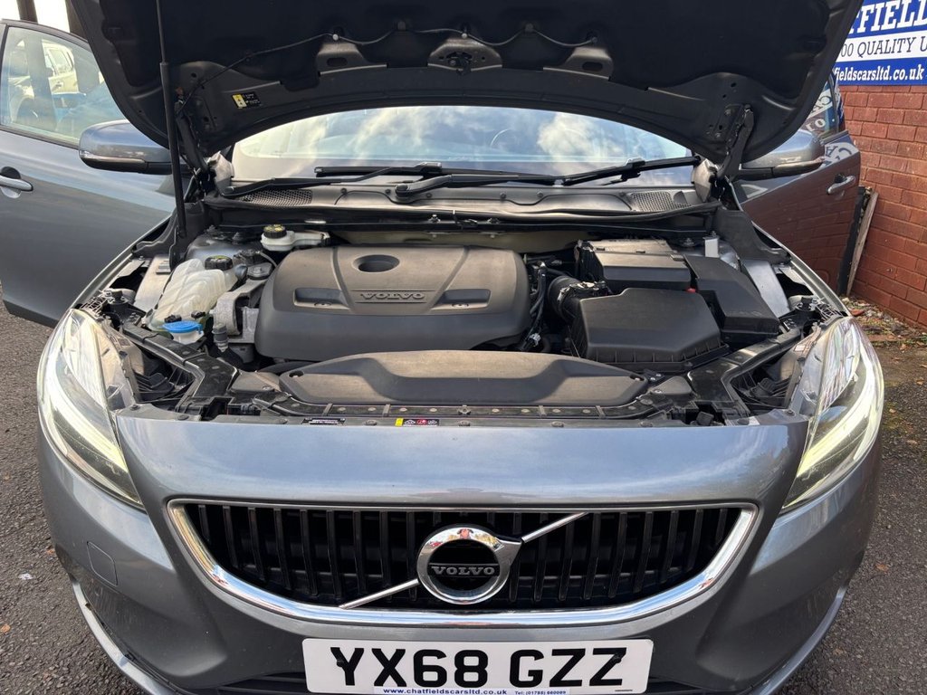 Used Volvo V40 2018 for sale - 76698854: Photo 40