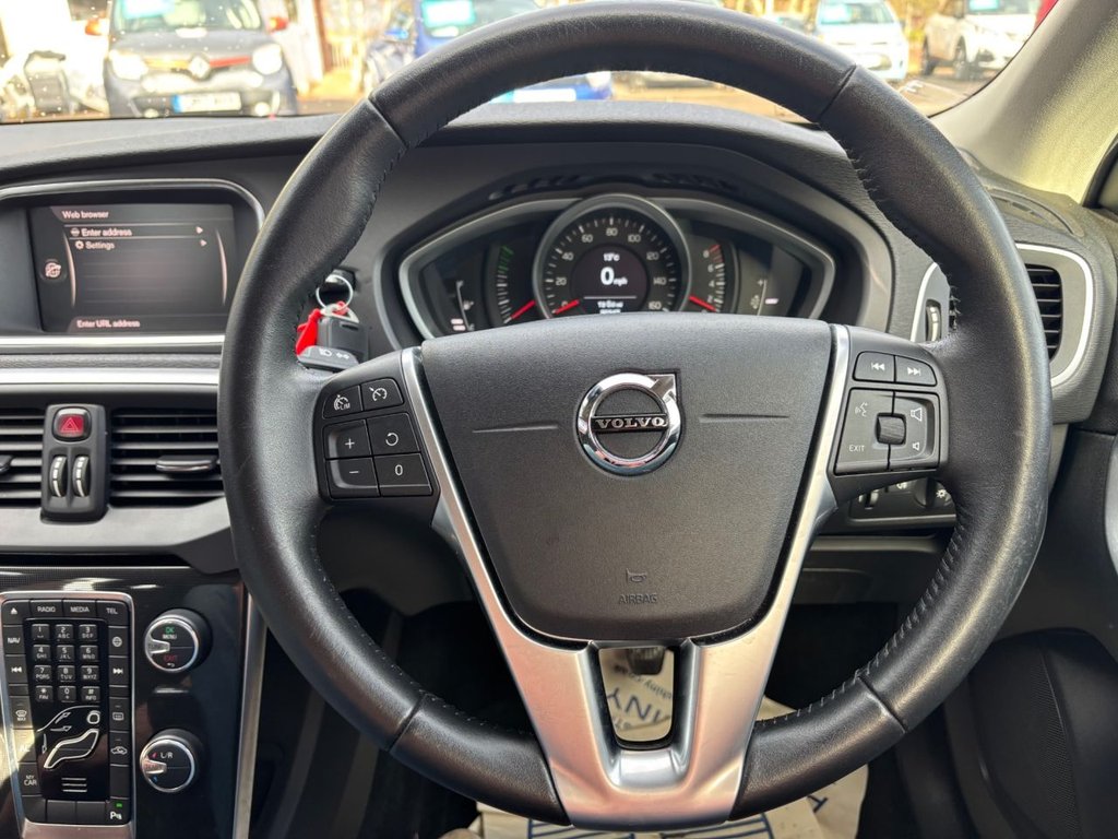 Used Volvo V40 2018 for sale - 76698854: Photo 50