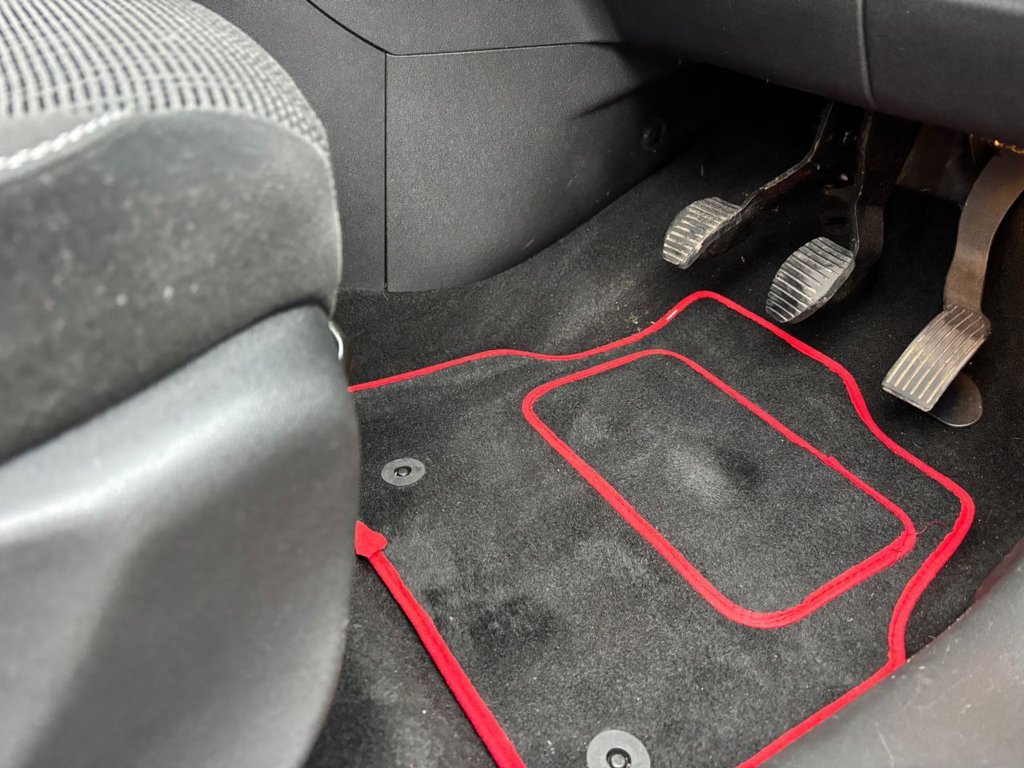 Used Citroen C3 Picasso 2015 for sale - 77594073: Photo 25