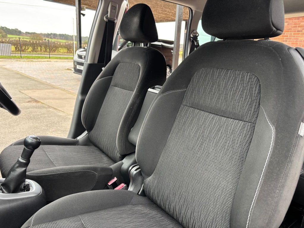 Used Citroen C3 Picasso 2015 for sale - 77594073: Photo 37