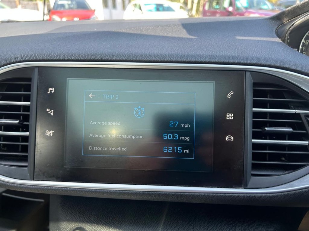 Used Peugeot 308 2017 for sale - 76650315: Photo 11