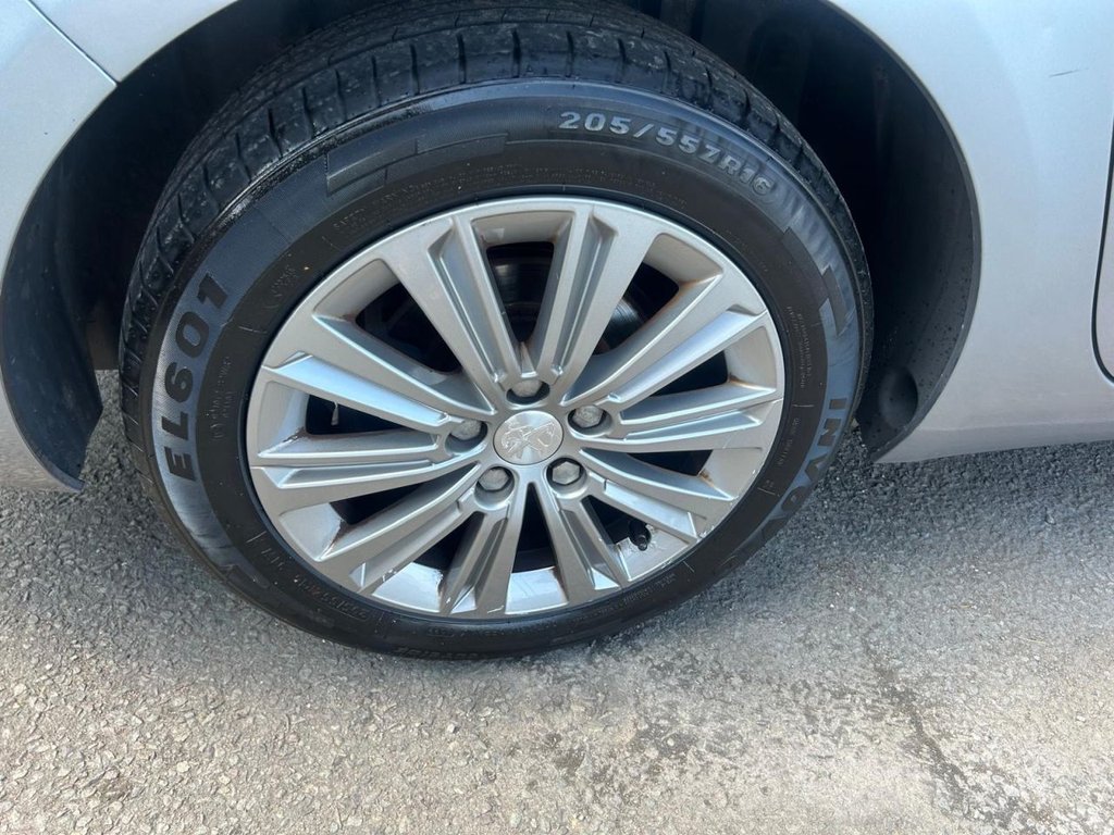 Used Peugeot 308 2017 for sale - 76650315: Photo 20