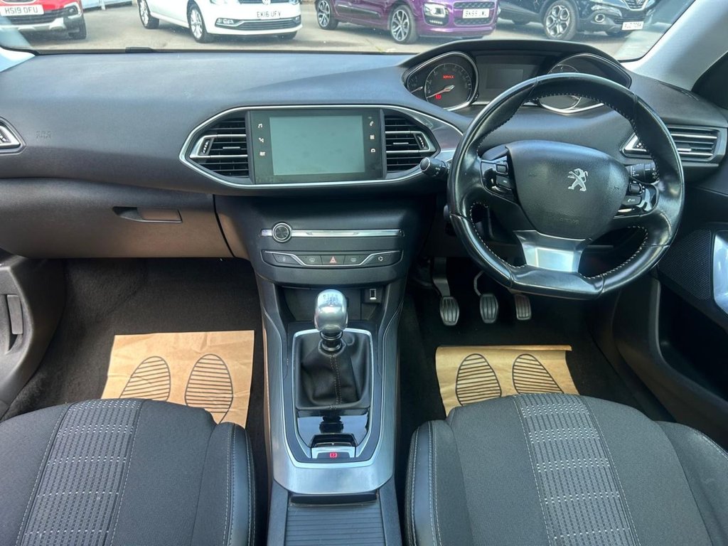 Used Peugeot 308 2017 for sale - 76650315: Photo 21