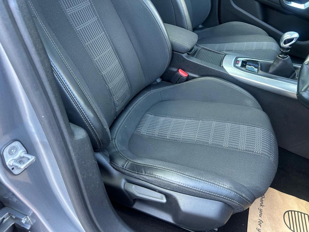 Used Peugeot 308 2017 for sale - 76650315: Photo 23