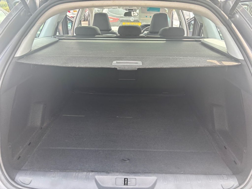 Used Peugeot 308 2017 for sale - 76650315: Photo 44