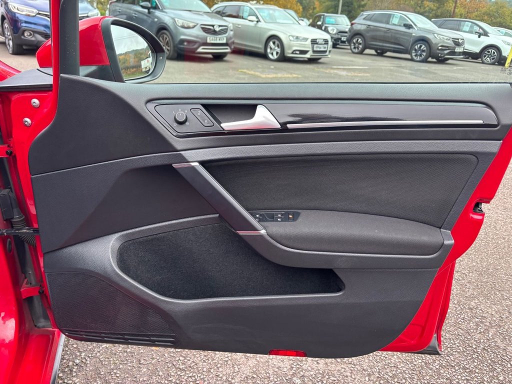 Used Volkswagen Golf 2017 for sale - 76650319: Photo 17