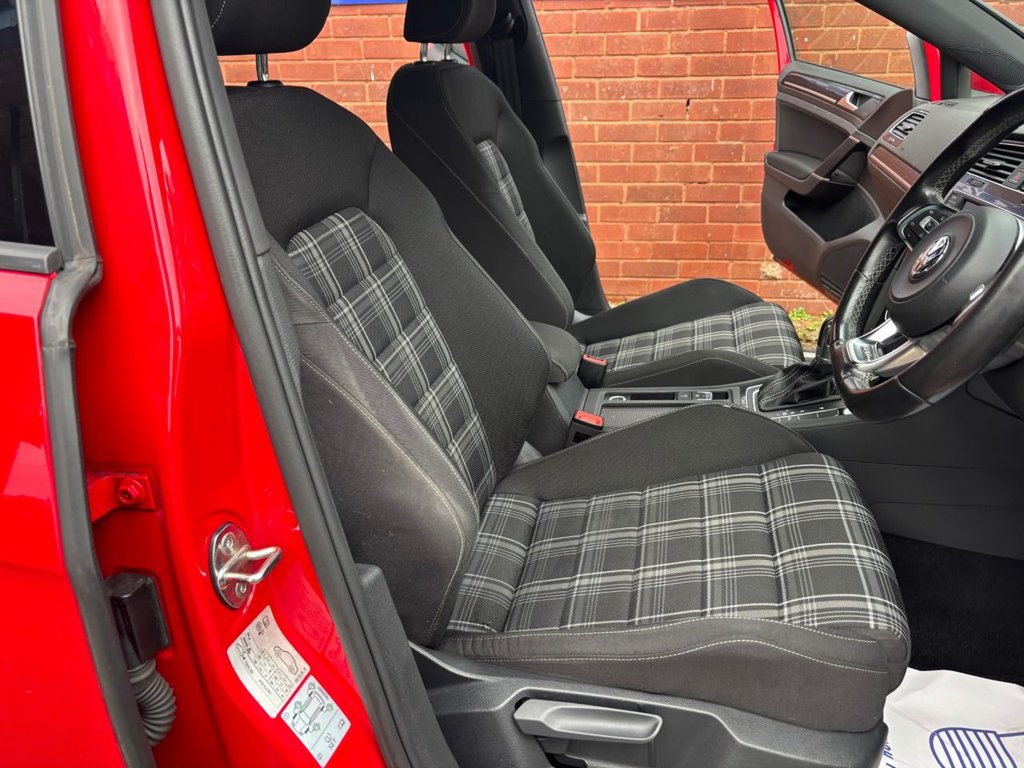 Used Volkswagen Golf 2017 for sale - 76650319: Photo 18