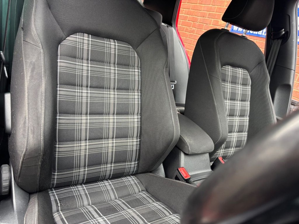 Used Volkswagen Golf 2017 for sale - 76650319: Photo 19