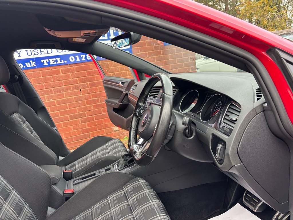 Used Volkswagen Golf 2017 for sale - 76650319: Photo 20