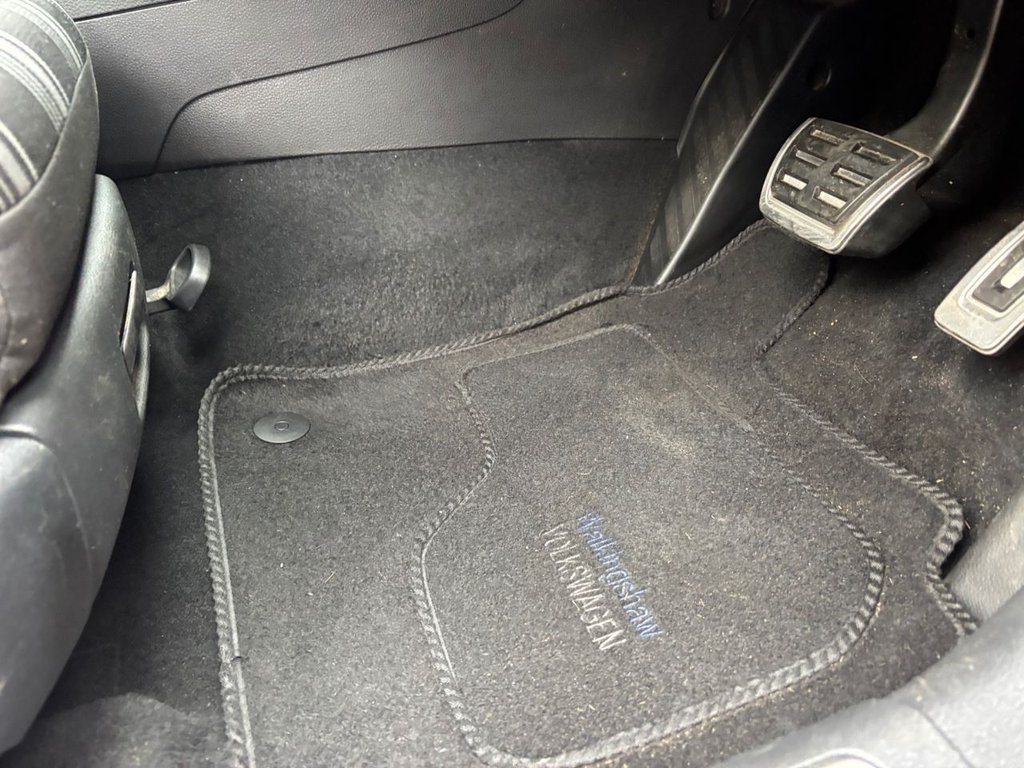 Used Volkswagen Golf 2017 for sale - 76650319: Photo 22