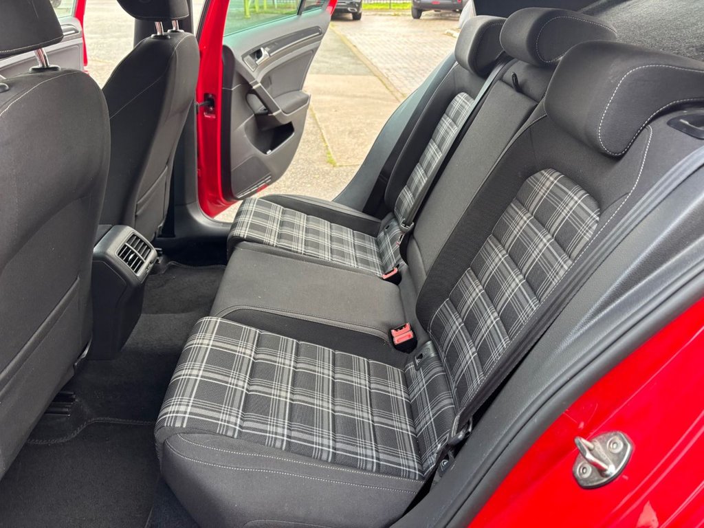 Used Volkswagen Golf 2017 for sale - 76650319: Photo 31