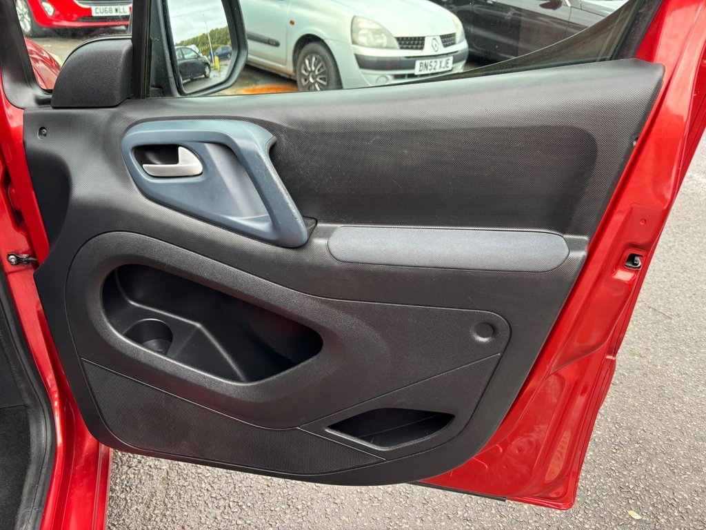 Used Peugeot Partner Tepee 2010 for sale - 76650317: Photo 10