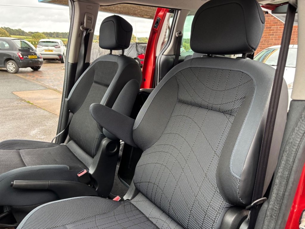 Used Peugeot Partner Tepee 2010 for sale - 76650317: Photo 21