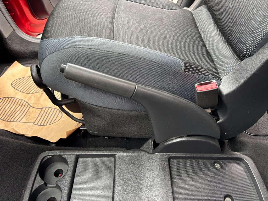 Used Peugeot Partner Tepee 2010 for sale - 76650317: Photo 24