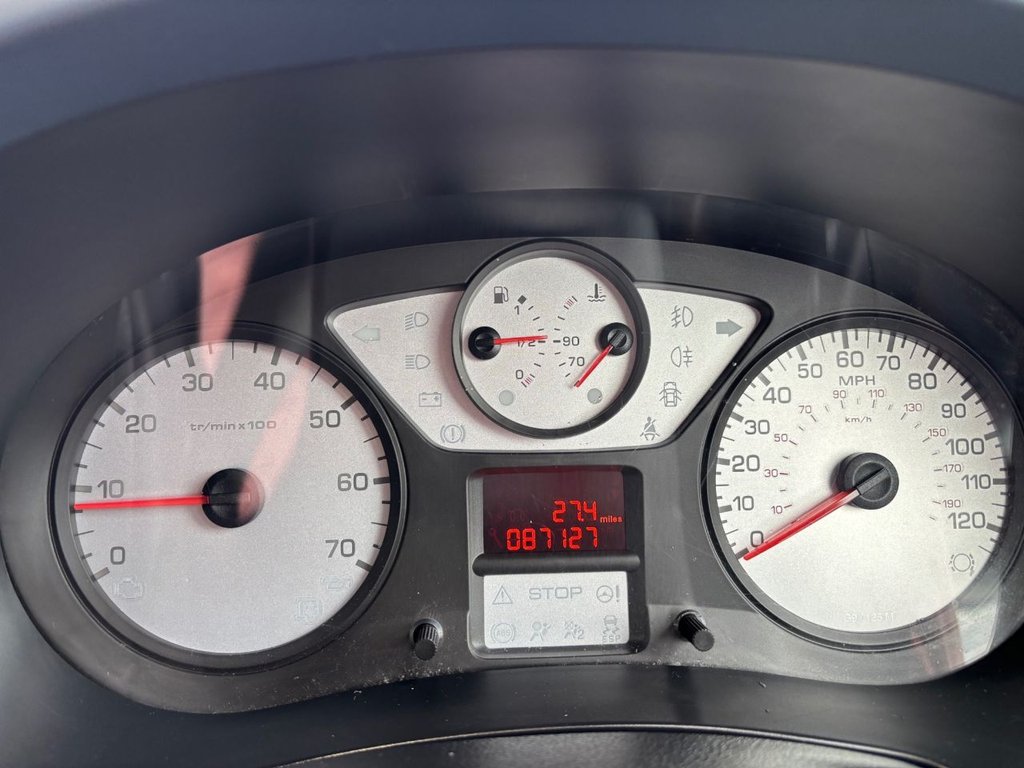 Used Peugeot Partner Tepee 2010 for sale - 76650317: Photo 29