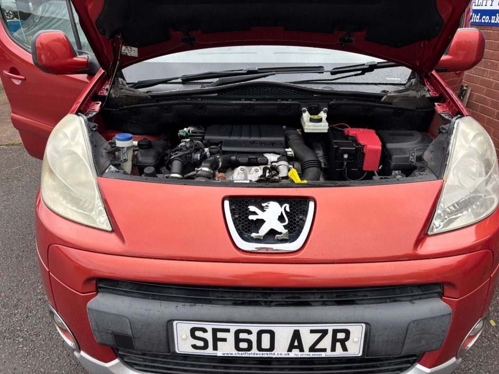 Used Peugeot Partner Tepee 2010 for sale - 76650317: Photo 40