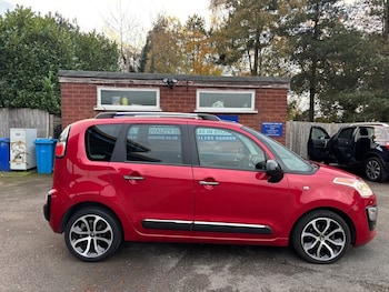 Used Citroen C3 Picasso 2016 for sale - 76650320: Photo