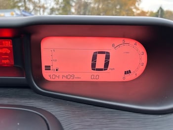 Used Citroen C3 Picasso 2016 for sale - 76650320: Photo