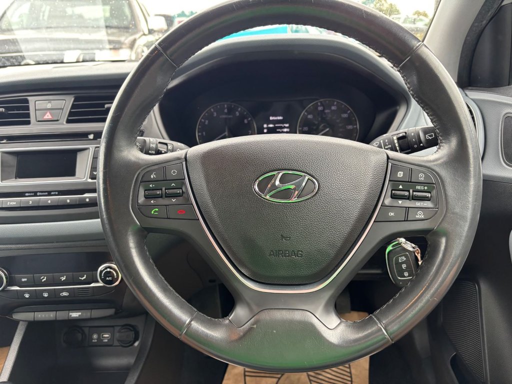 Used Hyundai i20 2016 for sale - 76650313: Photo 35