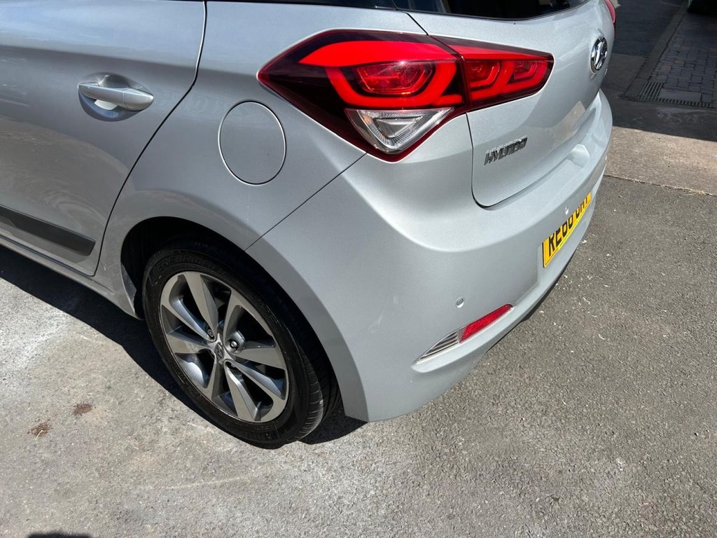 Used Hyundai i20 2016 for sale - 76650313: Photo 9